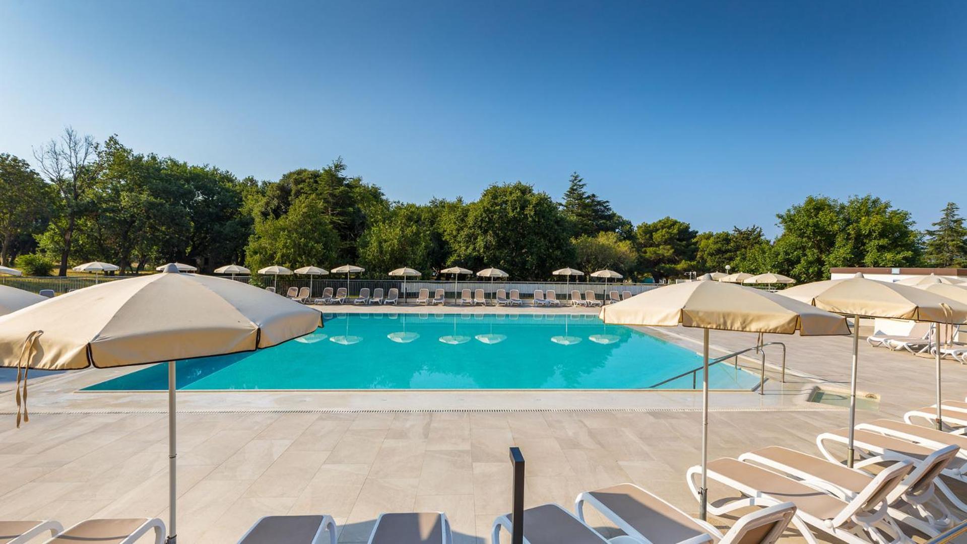 Hotel Arena 3*