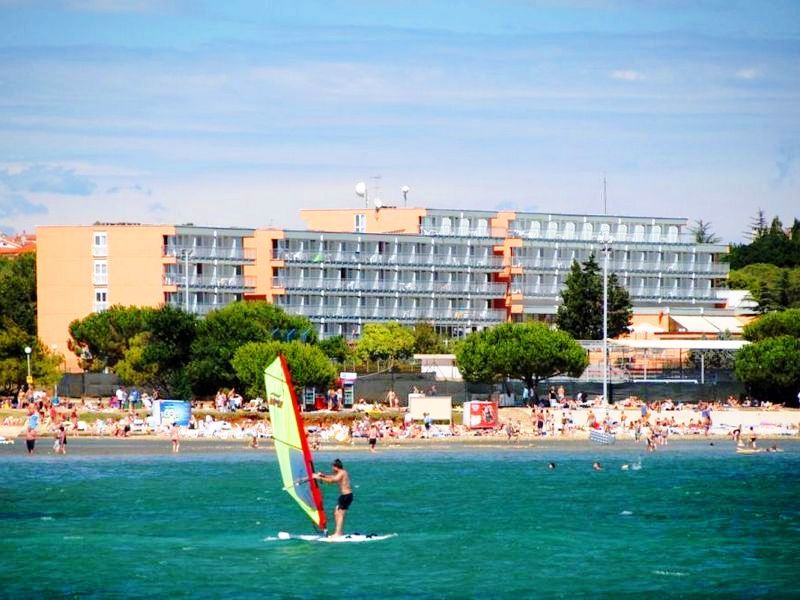 Arena Hotel